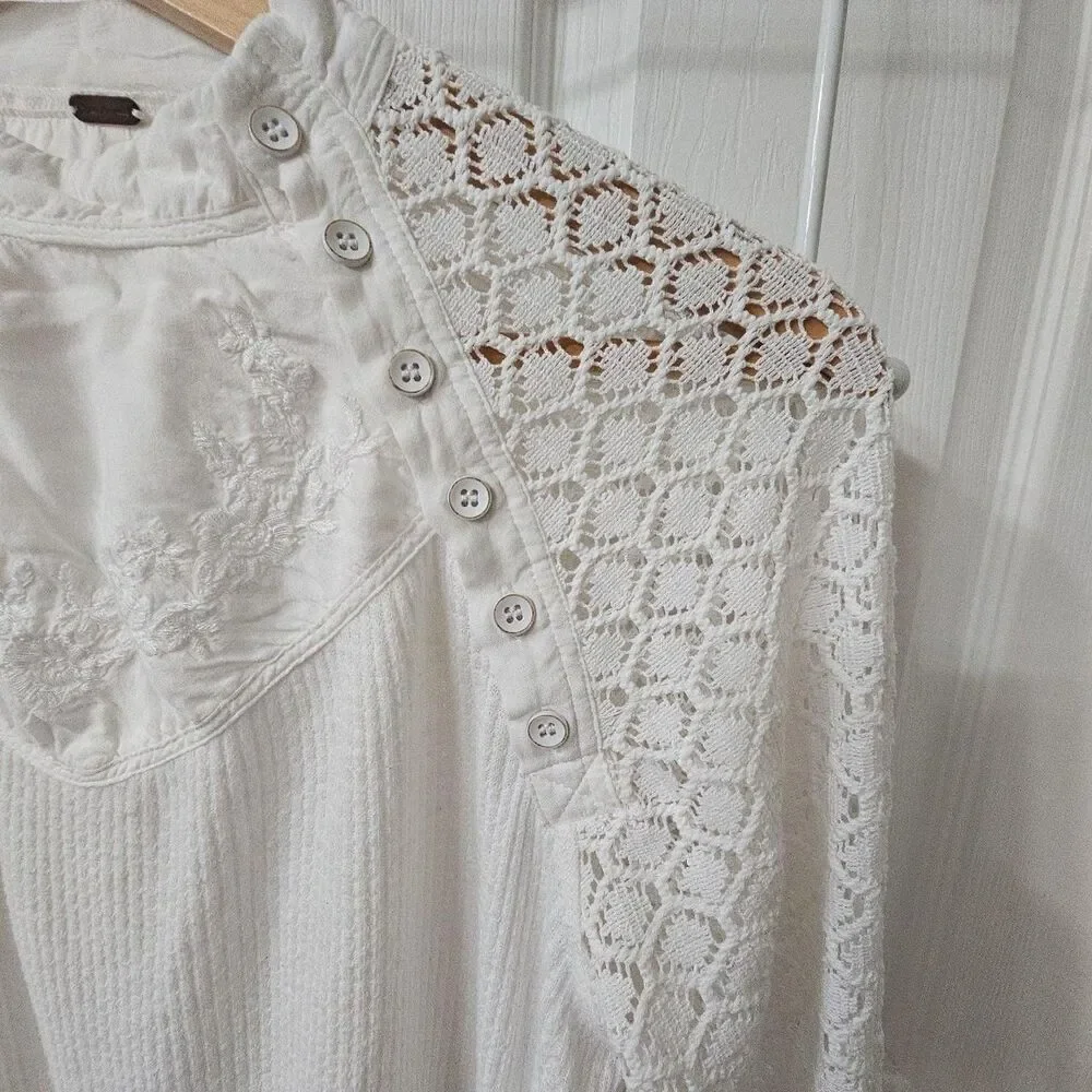 Free People White Lace Long Sleeve Blouse Size Small